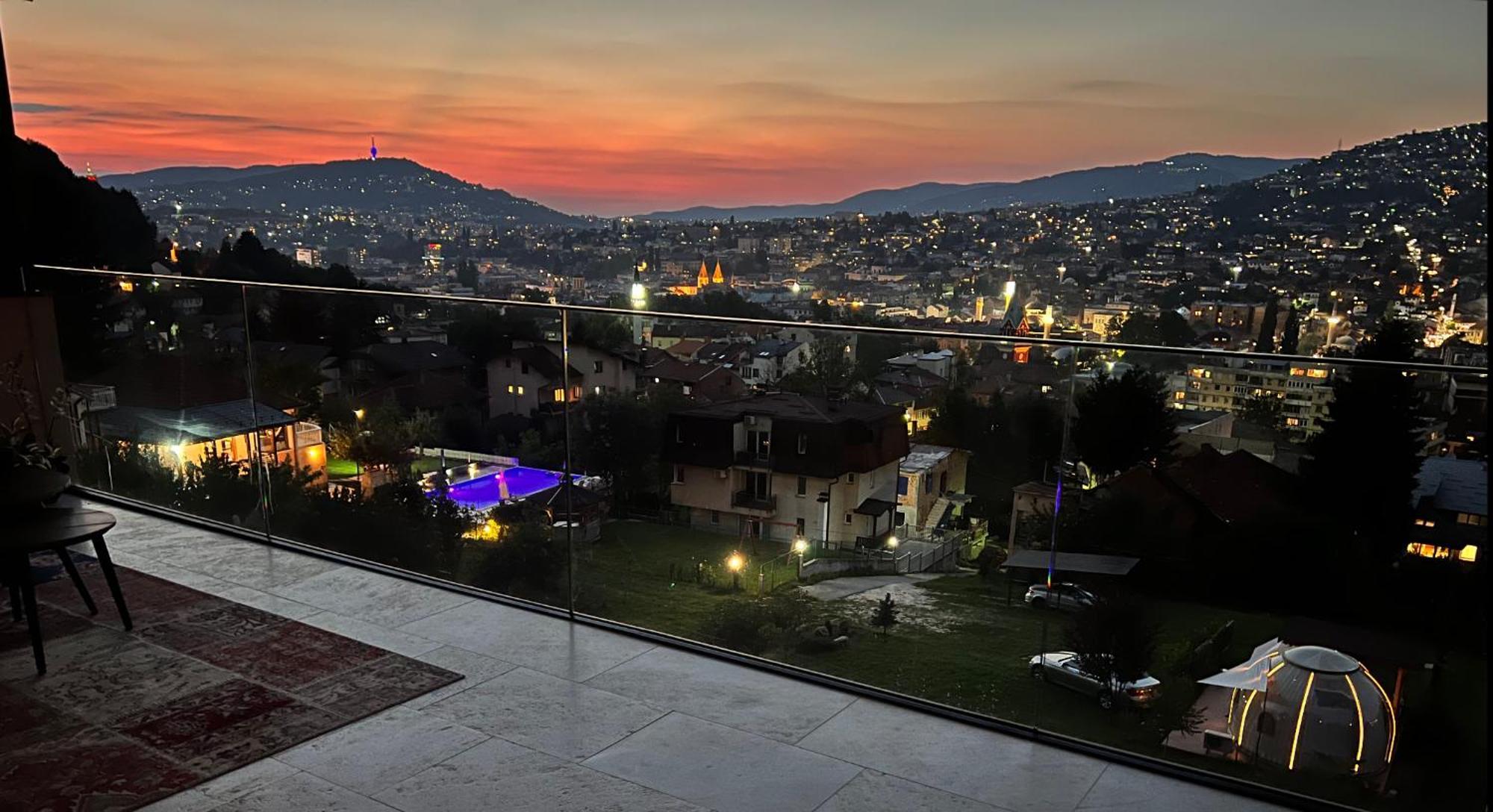 Апартаменты The Penthouse Сараево Экстерьер фото